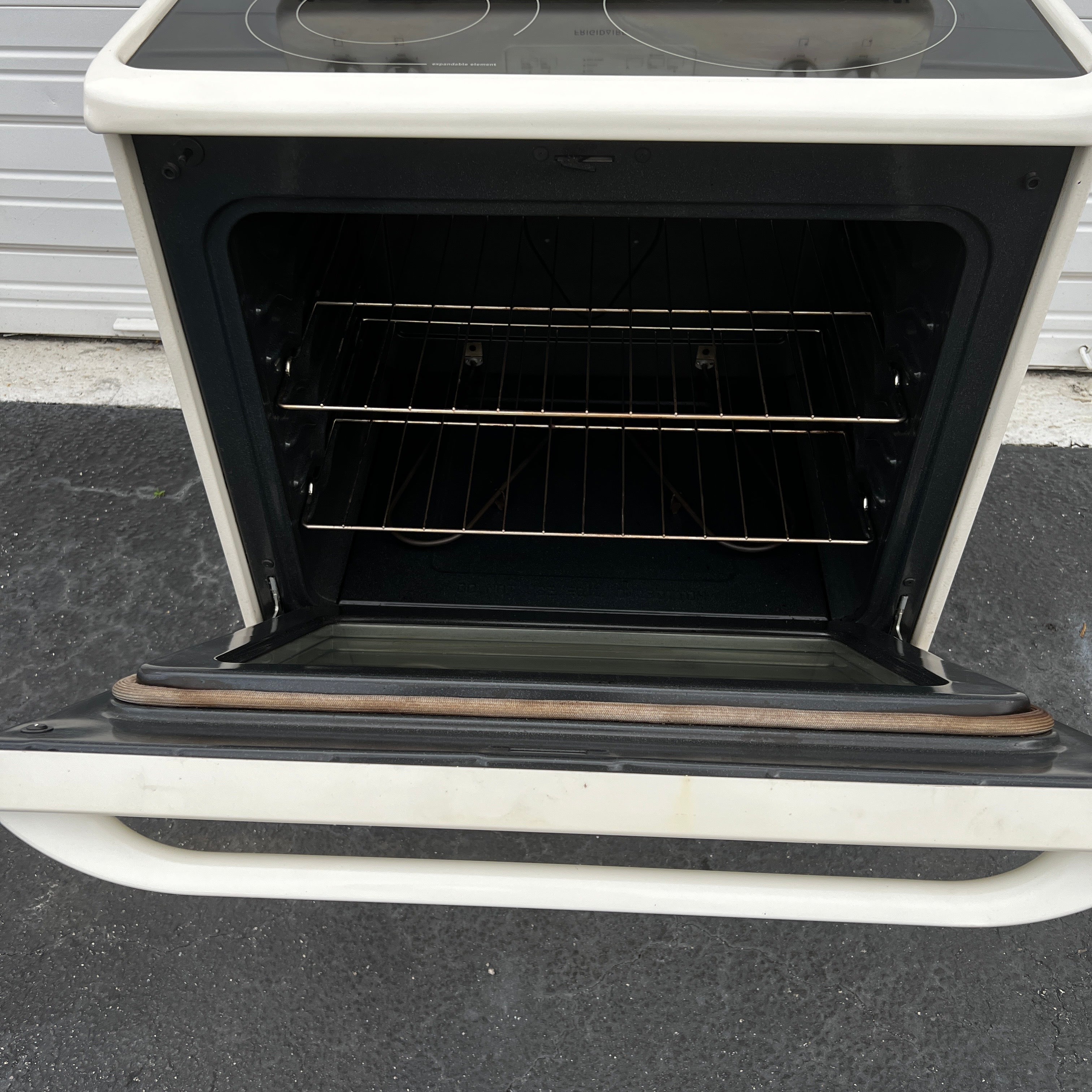 Frigidaire Electric Stove Frigidaire Electric Stove